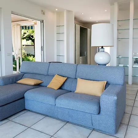 N265 - Numana, Meravigliosa Panoramica Con Giardino Apartamento